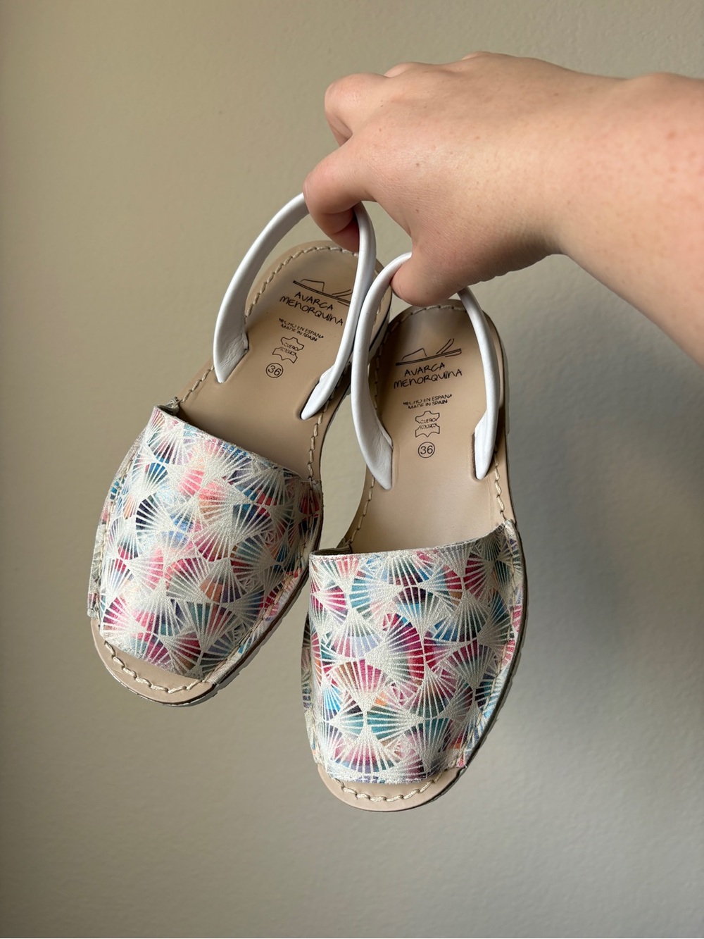 Avarca menorquina women’s sandals, size 6, new.